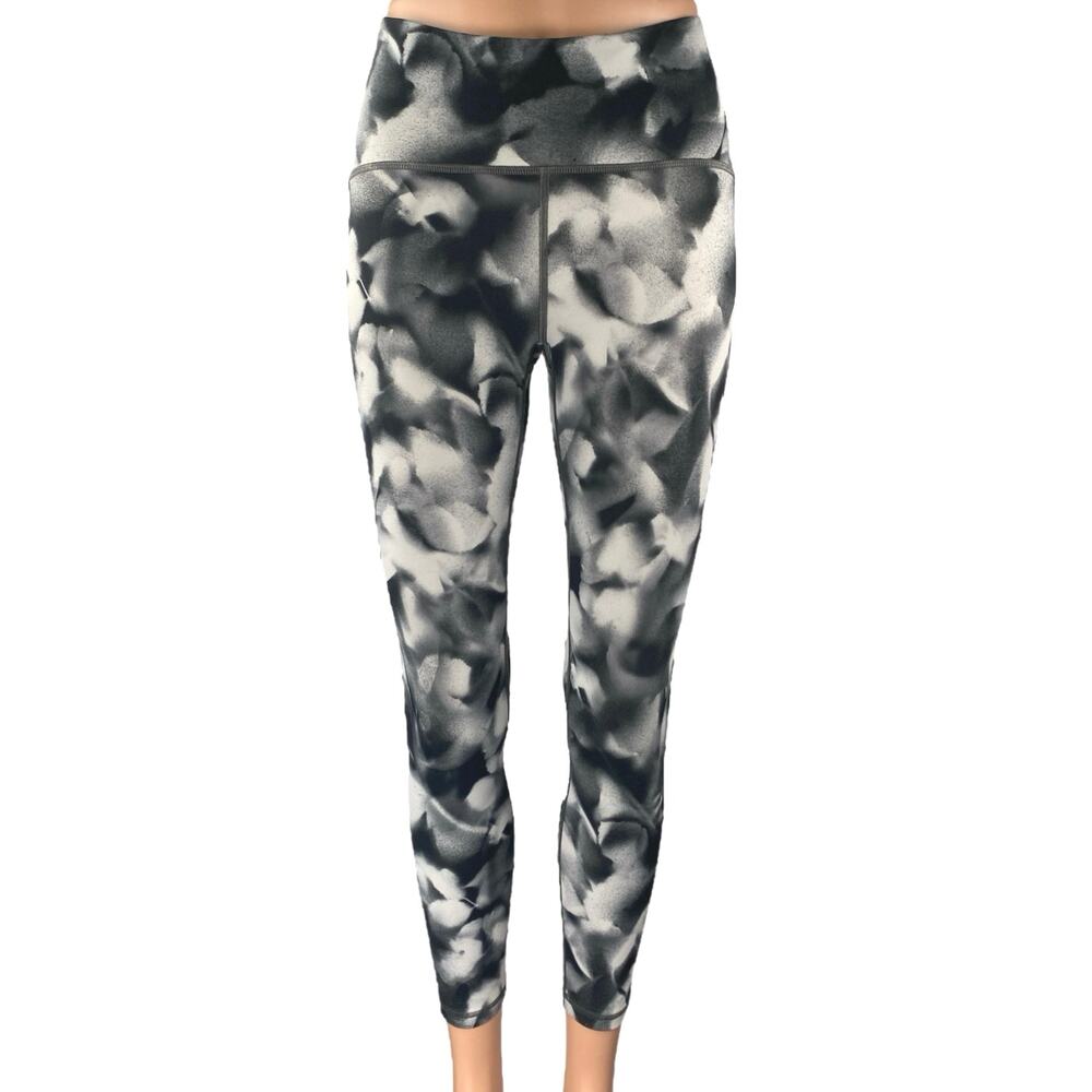 Lululemon Train Times 7/8 Womens Black White Yoga Athletic Leggings Pants Size 6